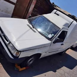 Parachoque delantero Fiat fiorino año:2000