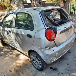 Parachoque trasero chevrolet spark 1.0 año:2009