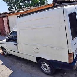 Parrilla Fiat fiorino 1.5 año:2000