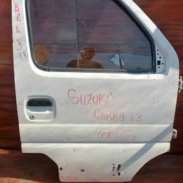 Puerta completa suzuki carry 1.3 año:2003