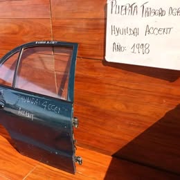 Puerta pelada hyundai accent año:1999