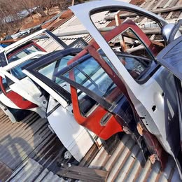 Puerta Peugeot expert año:2014