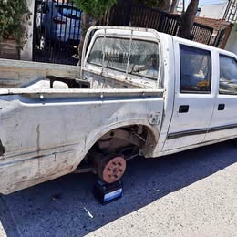 Puerta trasera chevrolet luv 2.3 año:1995