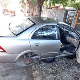 Puerta trasera Samsung sm3 año:2013