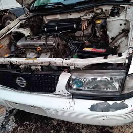 Tapa de válvulas Nissan v-16 twimcan año:2000