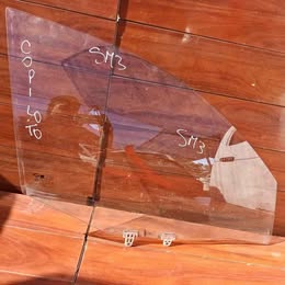 Vidrio de copiloto Samsung sm3 año:2013