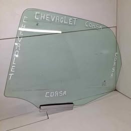 Vidrio trasero chevrolet corsa 1.6 año:2005