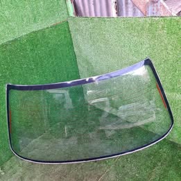 Vidrio trasero Nissan v-16 twimcan año:2005