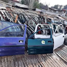 Visagra de puerta chevrolet corsa 1.6 año:2007