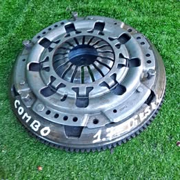 Volante de inercia con su prensa chevrolet combo 1.7 diésel año:2003