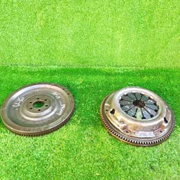 Volante de inercia Nissan v-16 twimcan año:2002