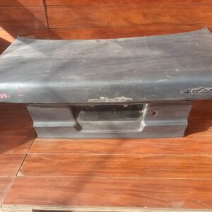 Maletero Nissan V16 2004