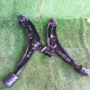 Bandejas Original Nissan V16 2003