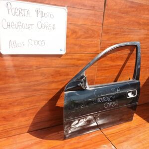 Puerta Izquierda Chevrolet Corsa 1.6 2005
