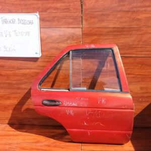 Puerta Trasera Derecha Nissan V16 2003