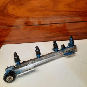 Riel con Inyectores Volvo S40 2004