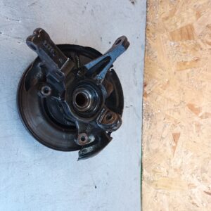 Masa Muñon Derecha Nissan V16 2003