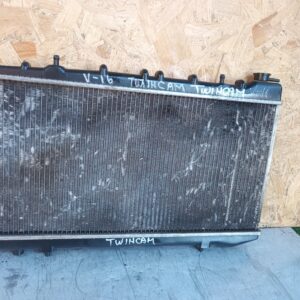 Radiador Agua Nissan V16 2004