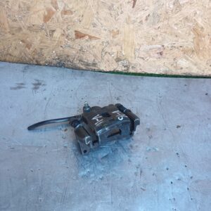 Caliper Derecho Nissan V16 2004