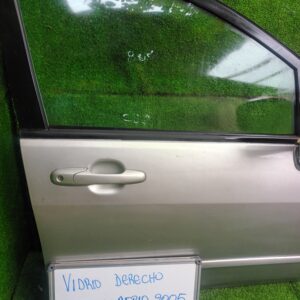 Vidrio  Derecho Suzuki Aerio 1.6 2005