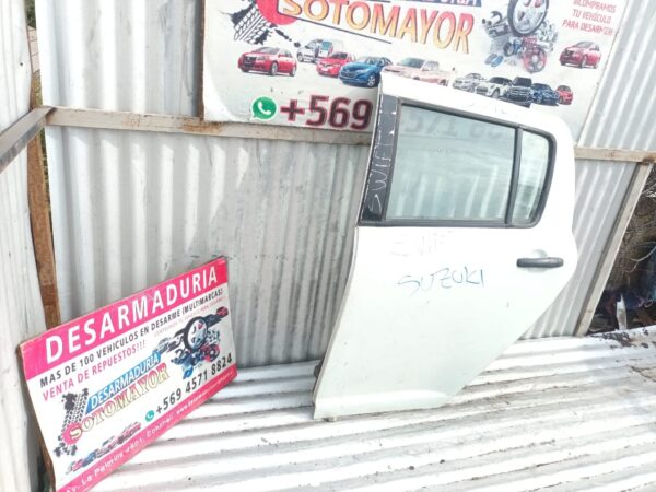 puerta trasera izquerda suzuki swif 2010