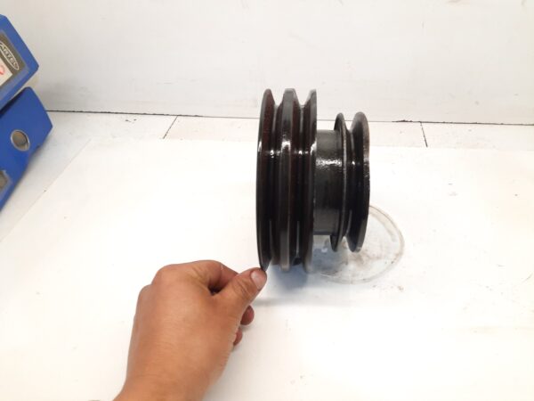 polea bomba de agua Chevrolet luv 2.3 1997