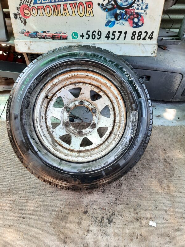 rueda completa Chevrolet luv 2.3 1998
