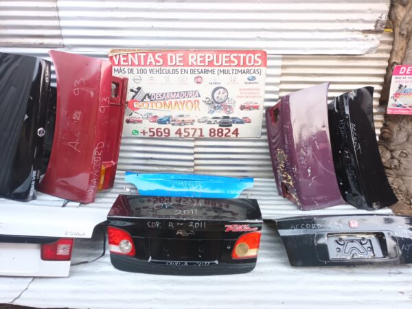 tapa maletera honda accord 1993