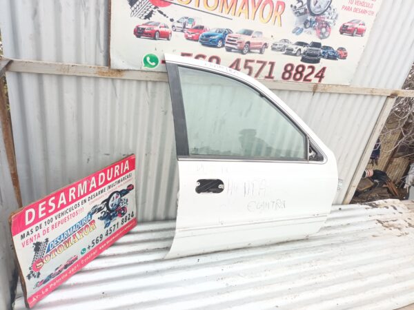 puerta Hyundai elantra 1996