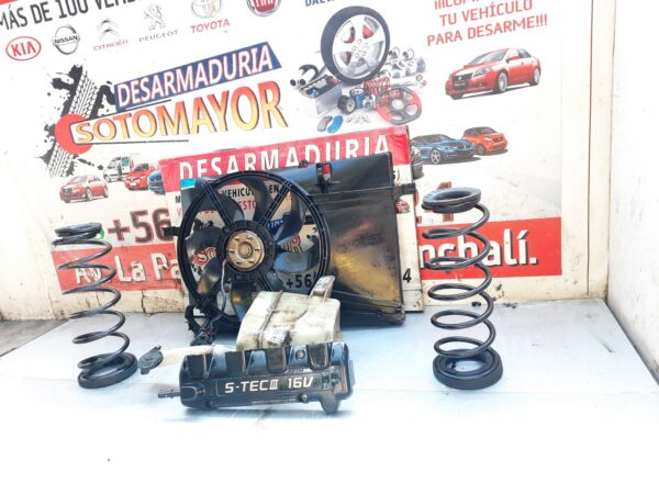 tapa de motor Chevrolet sail 2014