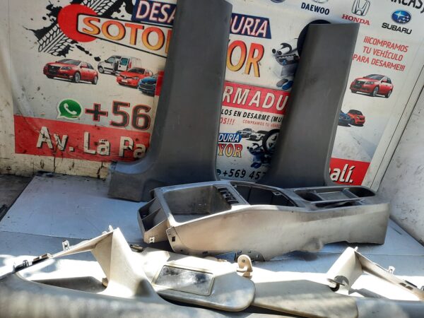 consola central con botonera alza vidrio general Chevrolet sail 1.4 2014