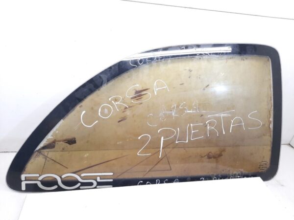 vidrio lateral Chevrolet corsa dos puertas 2003