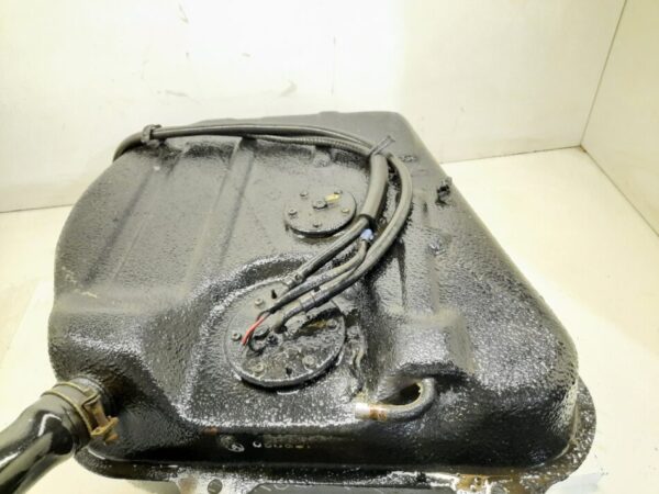 Estanque de combustible suzuki maturi 2000