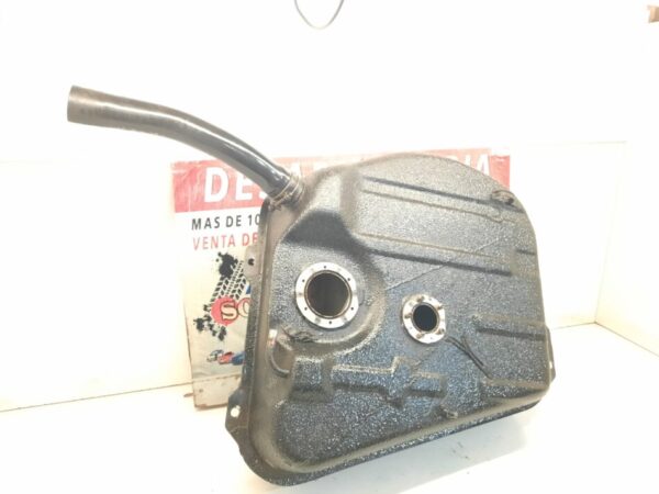 Estanque de combustible suzuki maruti 2004