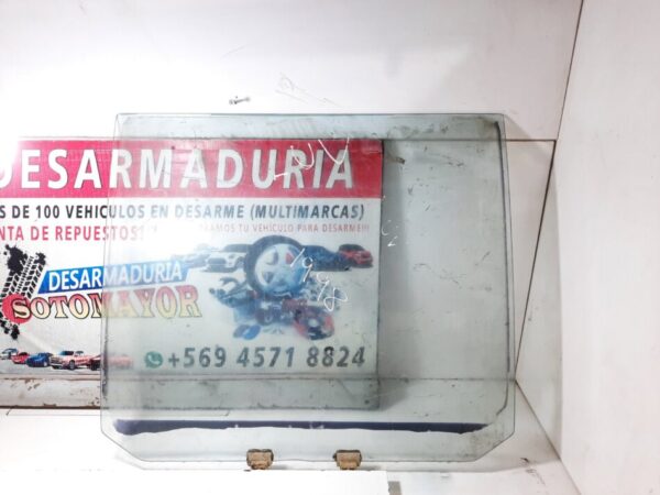 vidrio puerta trasera chevrolet luv 2.3 año:1999