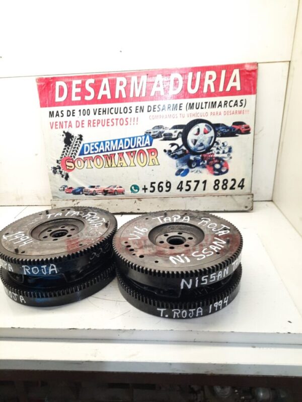 volante de inercia Nissan v16 tapa roja año:1994