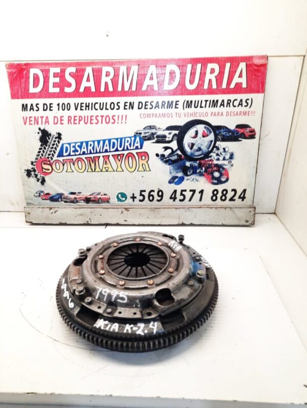 volante de inercia camión kia k-2.4 año:1995