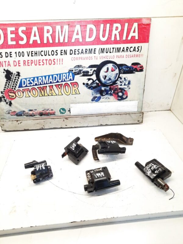 bombina Nissan v16 tapa roja año:1994