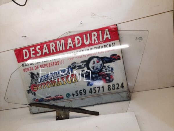 vidrios puertas delanteras Fiat fiorino año:2002 (cada uno)