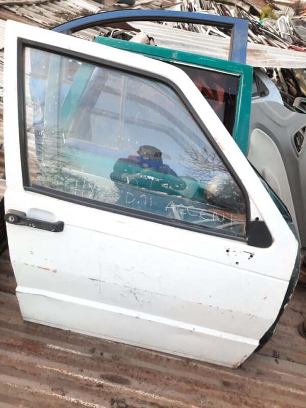 vidrio puerta Fiat fiorino año:2004