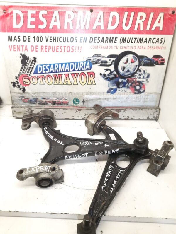 2 bandejas Peugeot expert año:2014