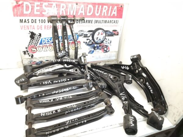 bandejas traseros Nissan v-16 twimcan año:2005