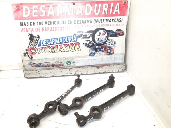 bandejas kia avella año:1995