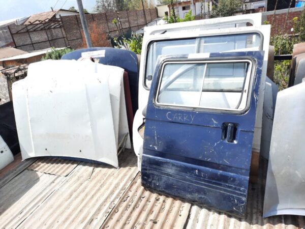 puerta corredera suzuki super carry año:1998