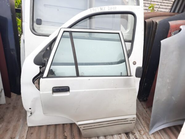 vidrio puerta daewoo raiccer año:1994