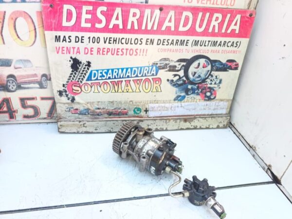bomba inyectora Renault clio año:2003