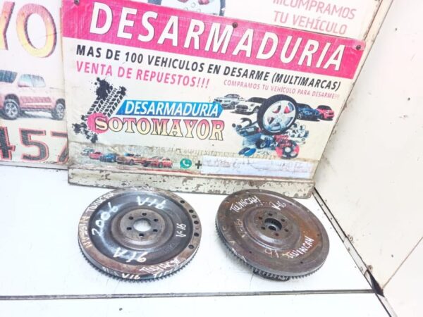 volante de inercia Nissan v-16 twimcan año:2002