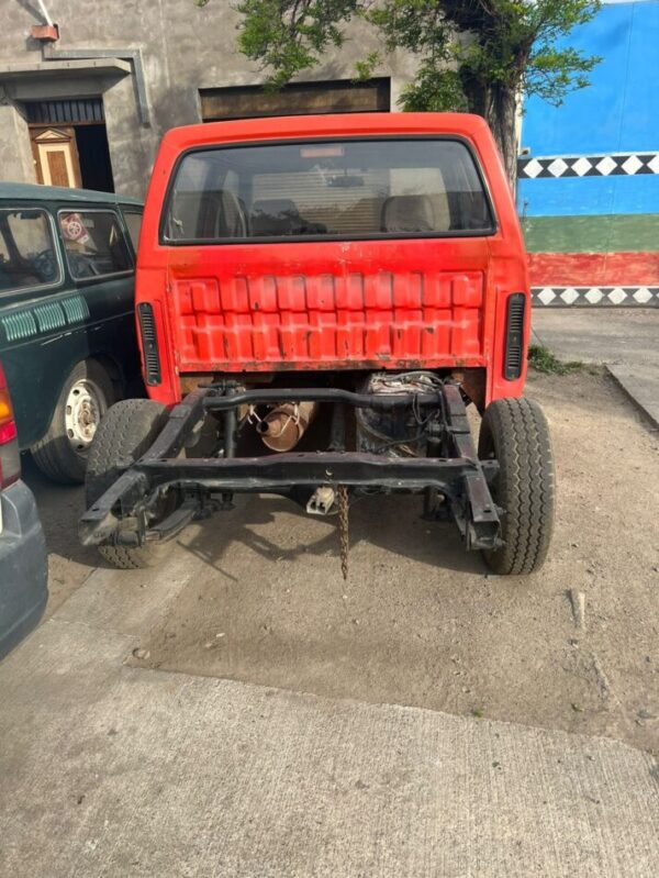 Eje trasero chevrolet luv 2.3 año:1997