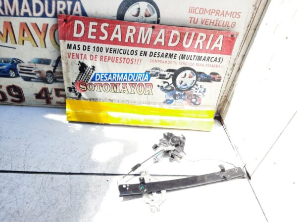 cremallera con su motor alzavidrio chevrolet sail 1.4 año:2015