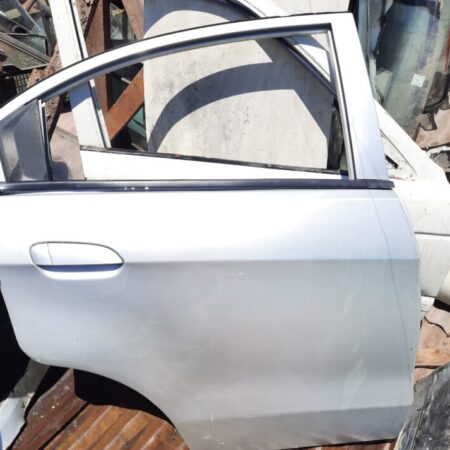 puerta trasera chevrolet sail 1.4 classic año:2015
